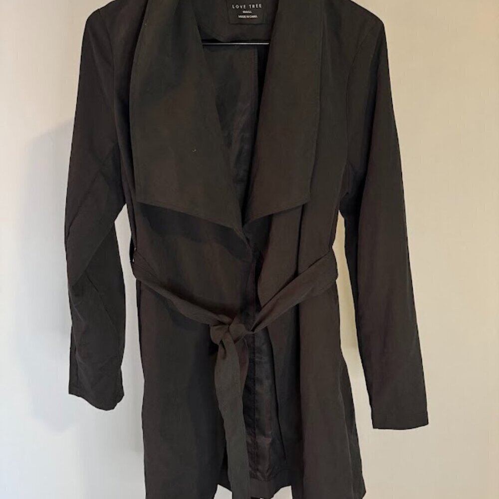 Love Tree Black Lightweight Trench Coat